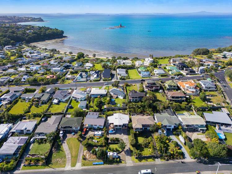 9 De Luen Avenue Tindalls Beach_5