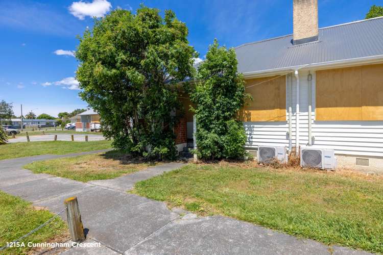 1213–1225 Cunningham Crescent Mayfair_16