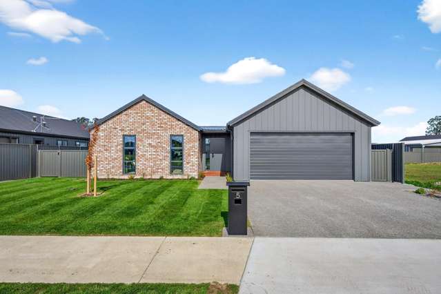 Brand New in West Bush! BEO $839,000