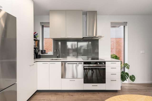 Unit 1/60 Grafton Street Waltham_2