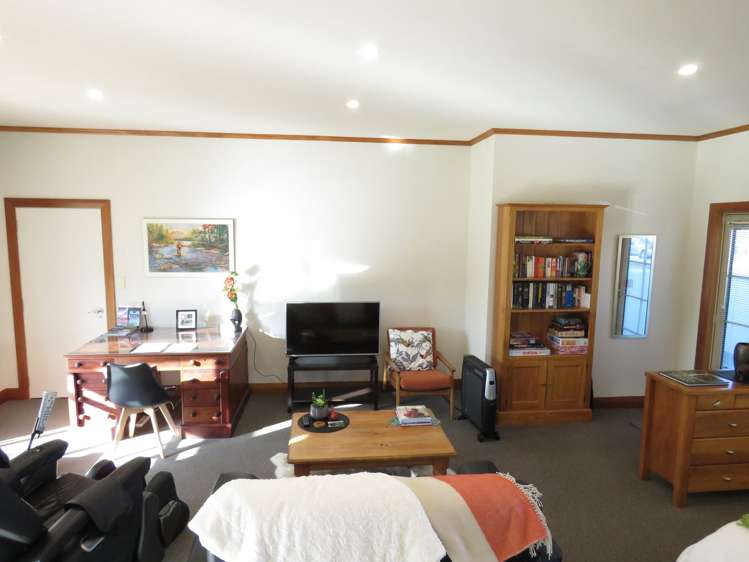 61 Laings Road Lower Hutt_3