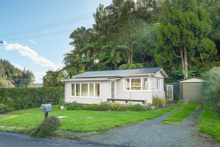 37 Tombleson Road Lake Rotoma_13