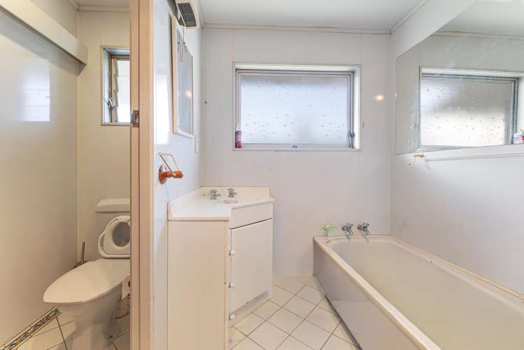 1/1 Cawthron Crescent Annesbrook_11