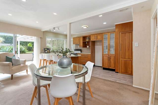 11 Seymour Road Mellons Bay_4