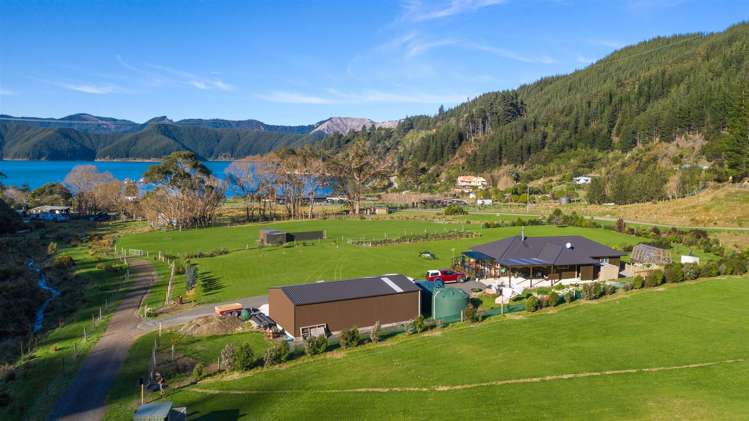 76 Te Tio Terrace Port Underwood_25