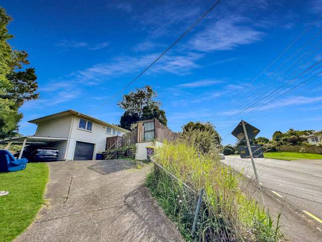 8 Makora Road Massey_4