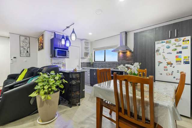 2/12 President Avenue Papakura_3