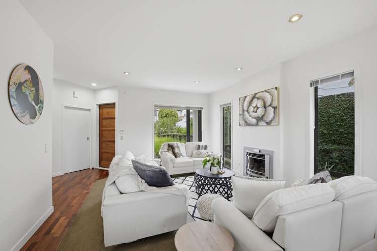 64 Salerno Rise Albany_9