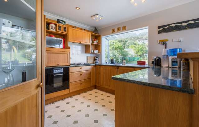 4 Edwin Mitchelson Road Muriwai_4