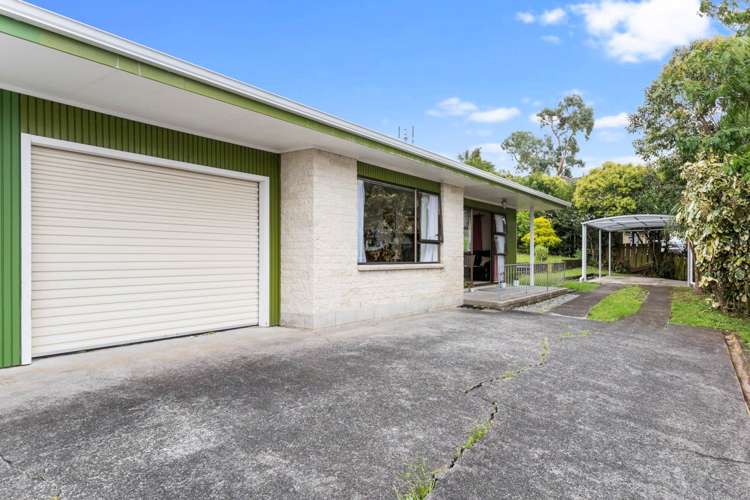 2/10 Metric Place Te Atatu South_13