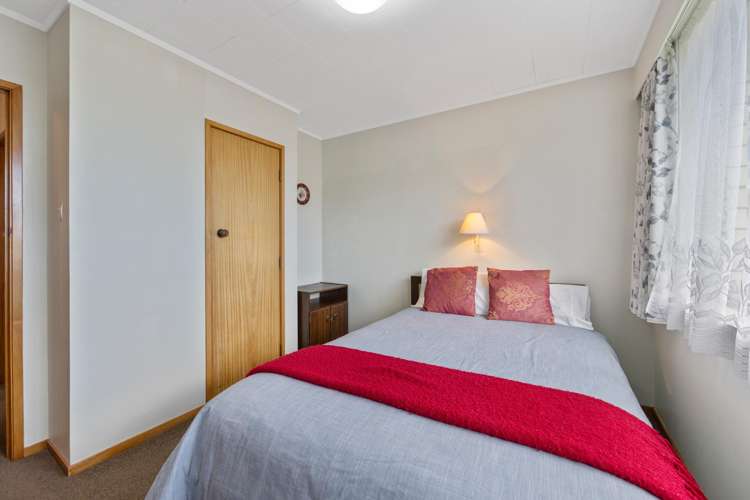 2/42 Sanders Avenue Westown_17