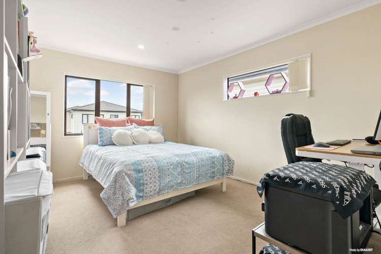 44 Maypark Crescent Flat Bush_6
