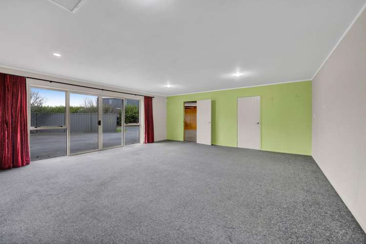 9 Fitzgerald Road Hawera_13