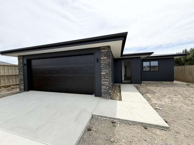 Private sun soaked spaces