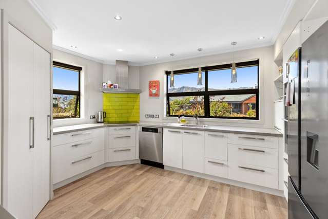 1 Mary Lane Lake Hawea_4