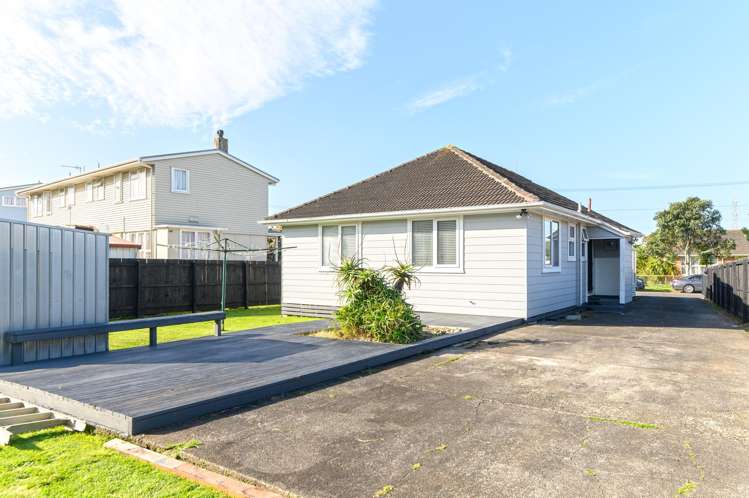 33 Sandbrook Avenue Otara_25