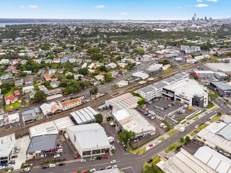 3/2 Gordon Road Morningside_5