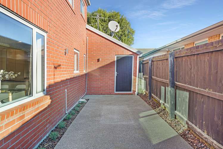 15 Grove Road Addington_14