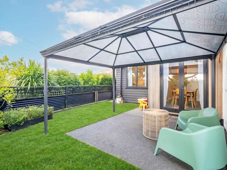 73A Houchens Road Glenview_7