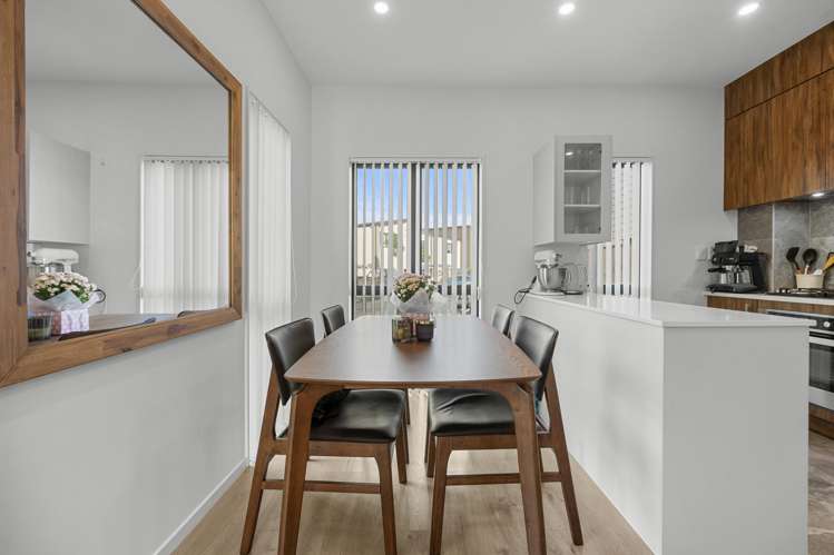 6 Faithful Drive Drury_5