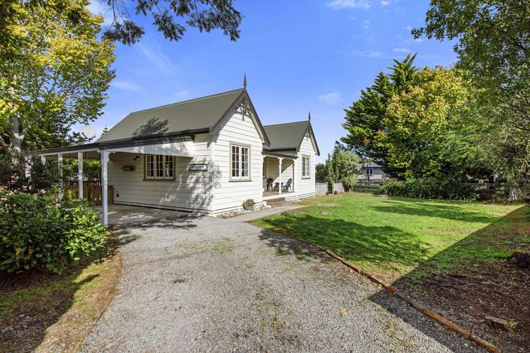 463A High Street South Carterton_15