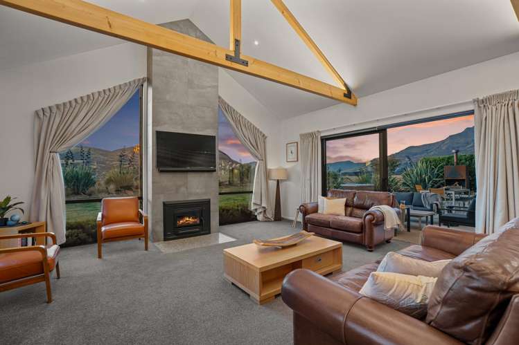 60 Cunninghams Drive Jack's Point_2