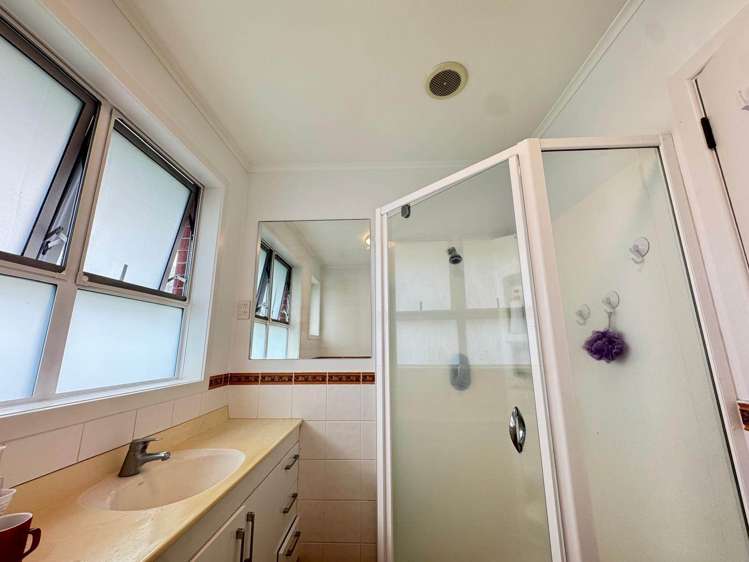 2/27 Cardwell Street Onehunga_3