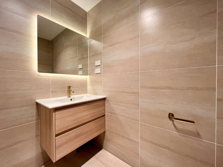 7/30 Crowther Street 1644_9