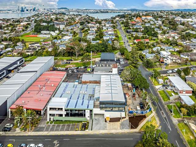 Level 1/37-39 Woodside Avenue Northcote_4