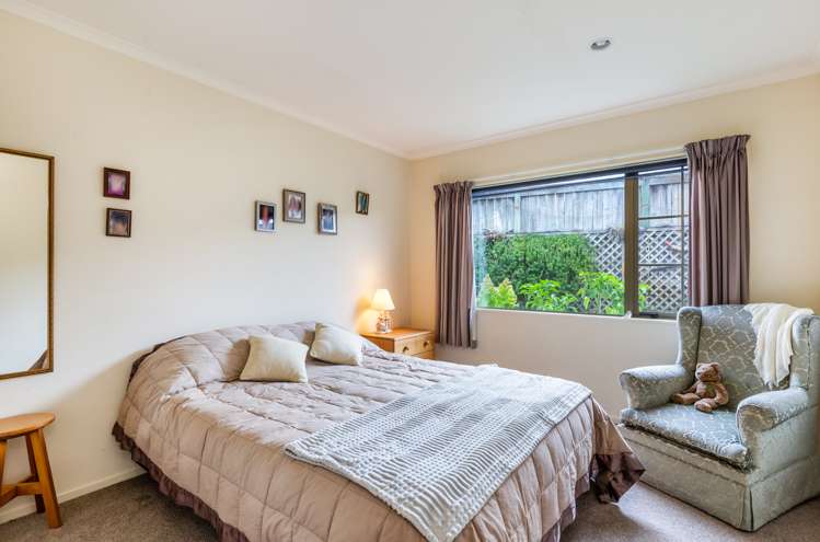 22 Lakeridge Close Rangatira Park_9