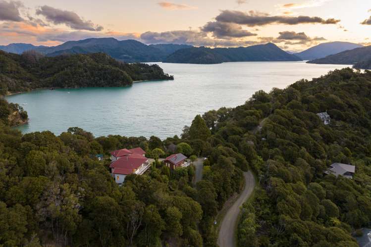 19 Saint Omer Road Kenepuru Sound_39