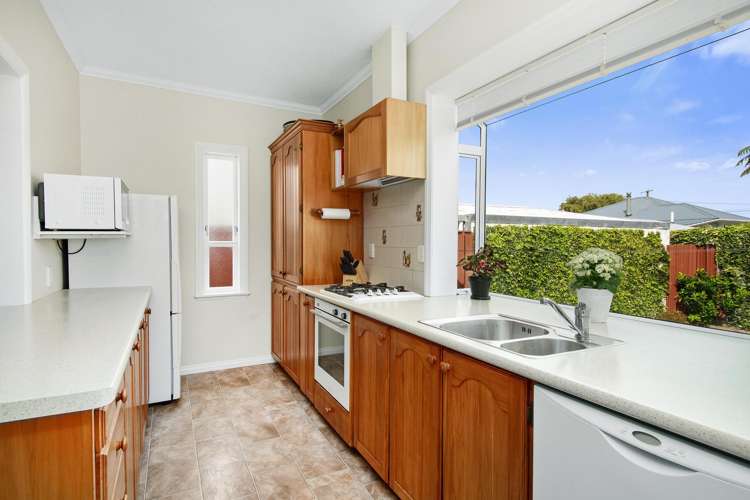 34 Beaumont Avenue Alicetown_12