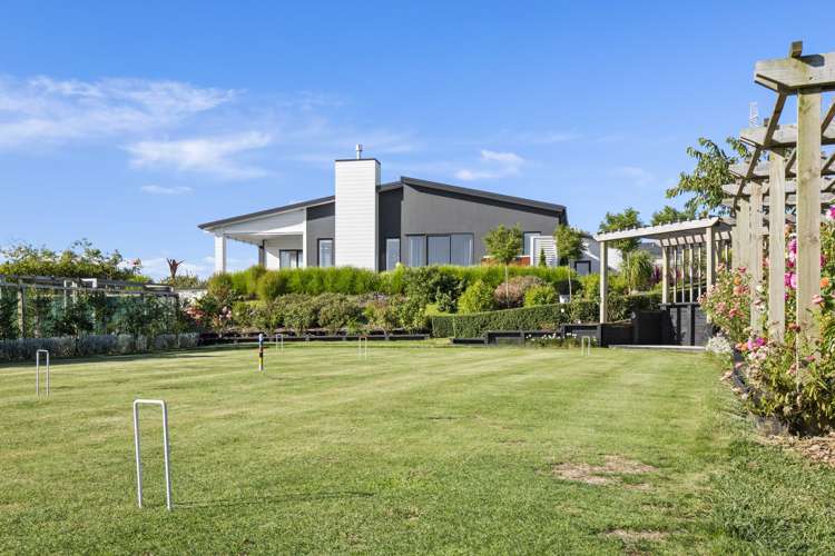 19 Lawrence Carter Drive Bombay_25