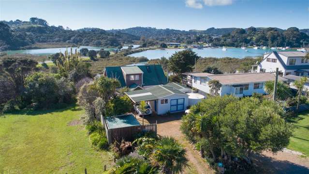 13 Shelly Beach Road Surfdale_1