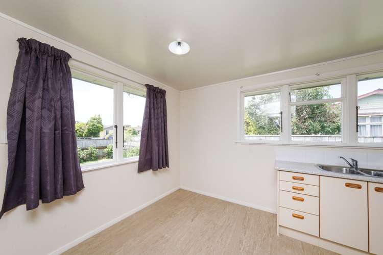 36 Wakeman Street Pahiatua_10