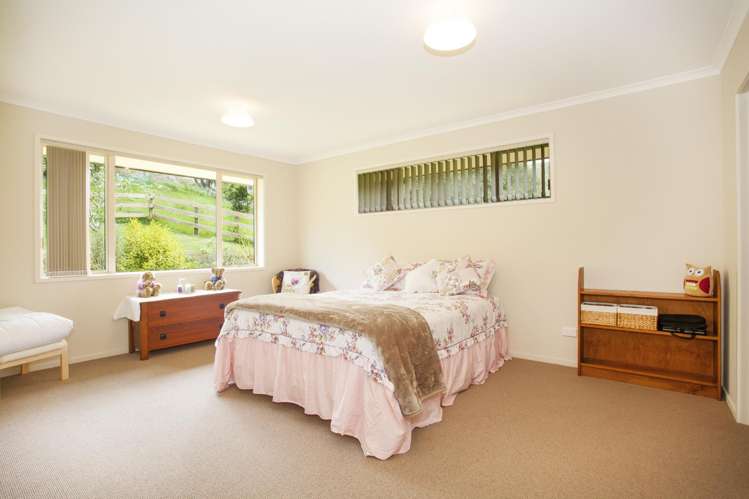 526 Waitetuna Valley Road Raglan_13