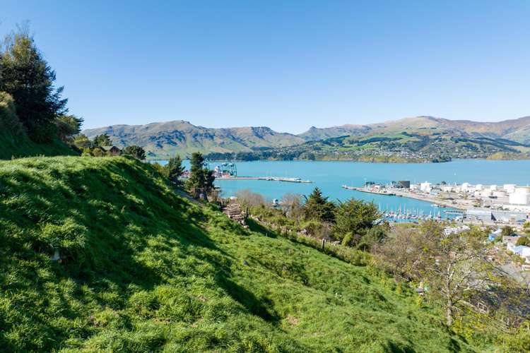11 Harmans Road Lyttelton_11