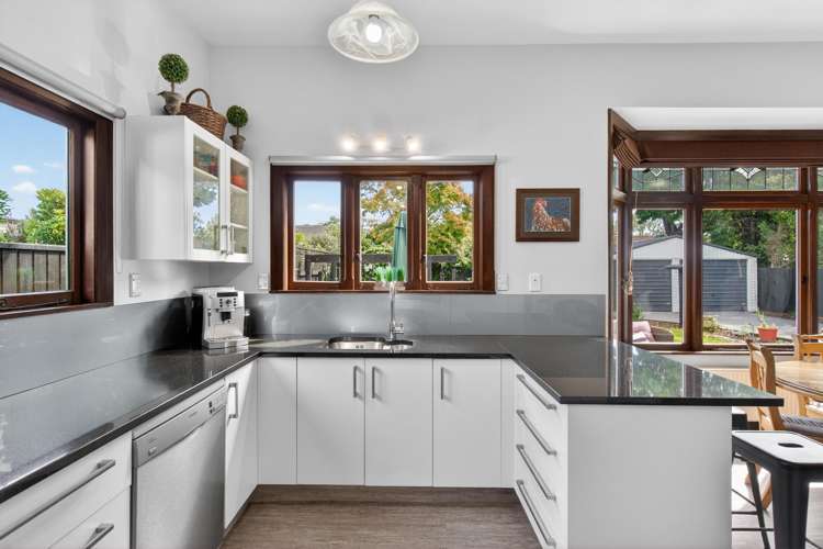 113 Rossall Street Merivale_14