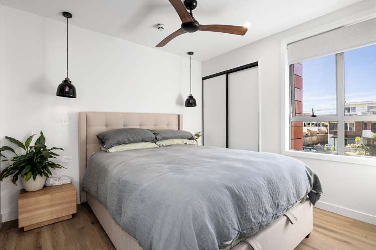 215/36 Victoria Road Mount Maunganui_12