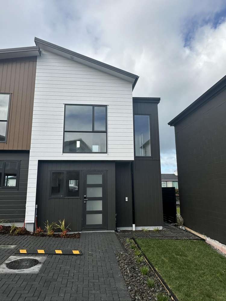 1/130 Te Oneroa Way Long Bay_12