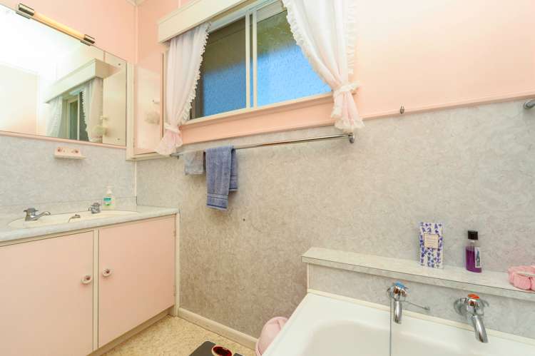 6 Hillary Street Chedworth_17