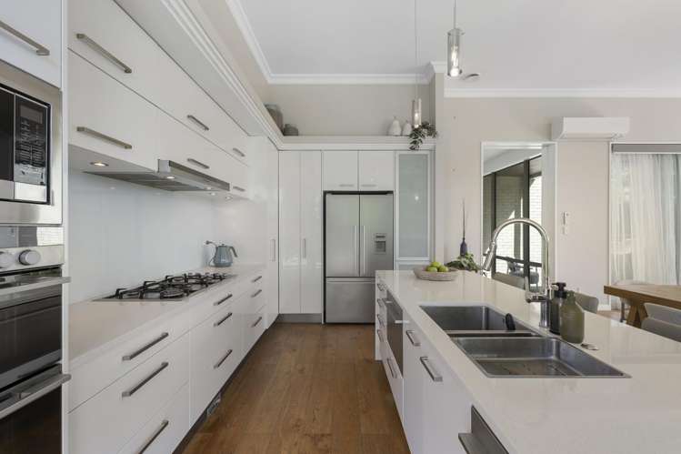 12 Oceania Place Mellons Bay_10