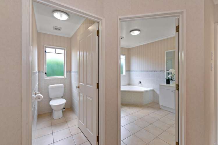 7 Huntaway Lane Te Atatu Peninsula_24