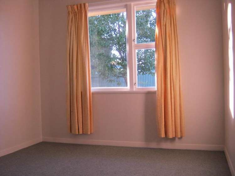 13 Washington Crescent Redwoodtown_5