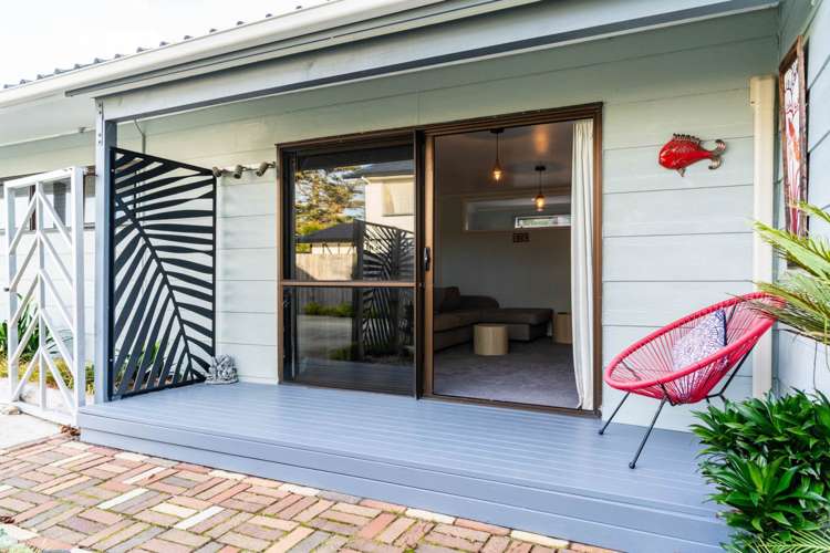 6 Shearwater Street One Tree Point_37