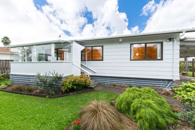 1/94 Beach Road Te Atatu Peninsula_3