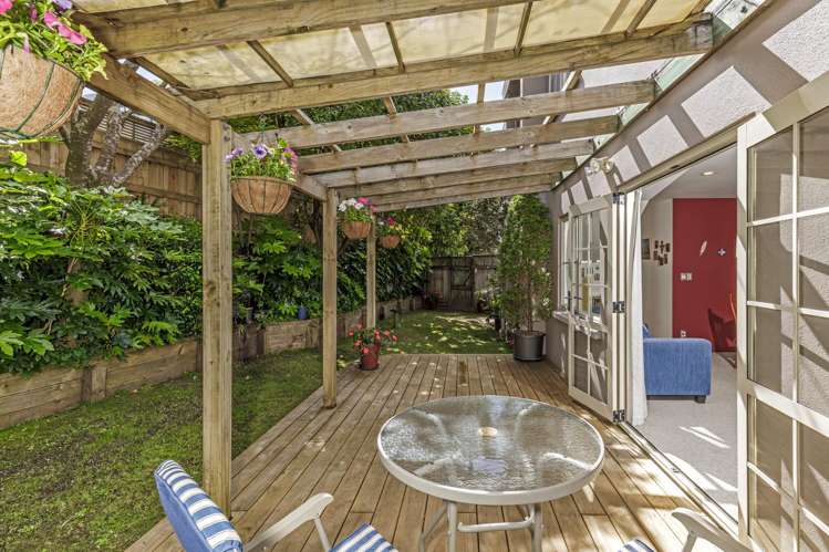 3/24 Wernham Place Northcote_25