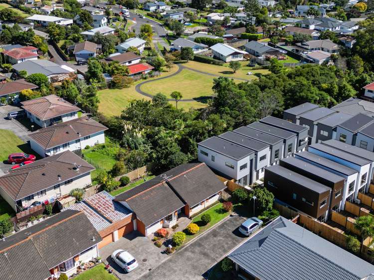 8/248 Great North Road Henderson_17