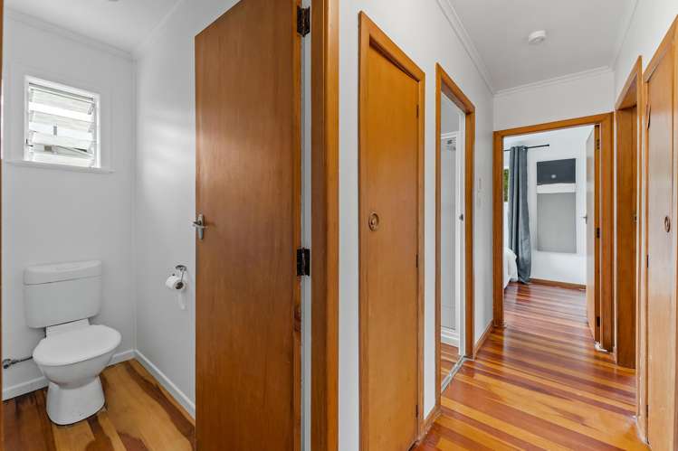 14 Shanaway Rise Hillcrest_7