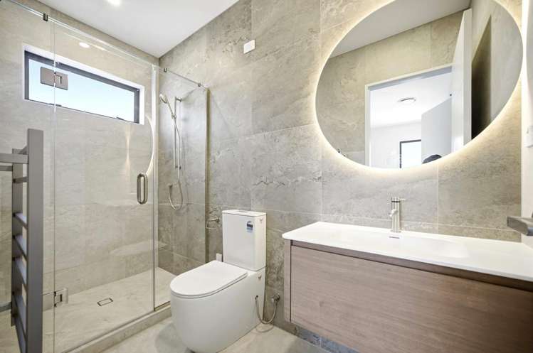 76 Huanui Drive Orewa_12